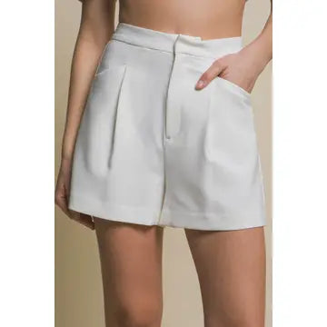 Pleated Waist Woven Shorts w/ Pockets