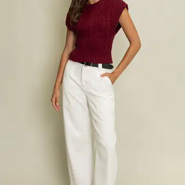 Cable Knit Sleeveless Sweater Vest