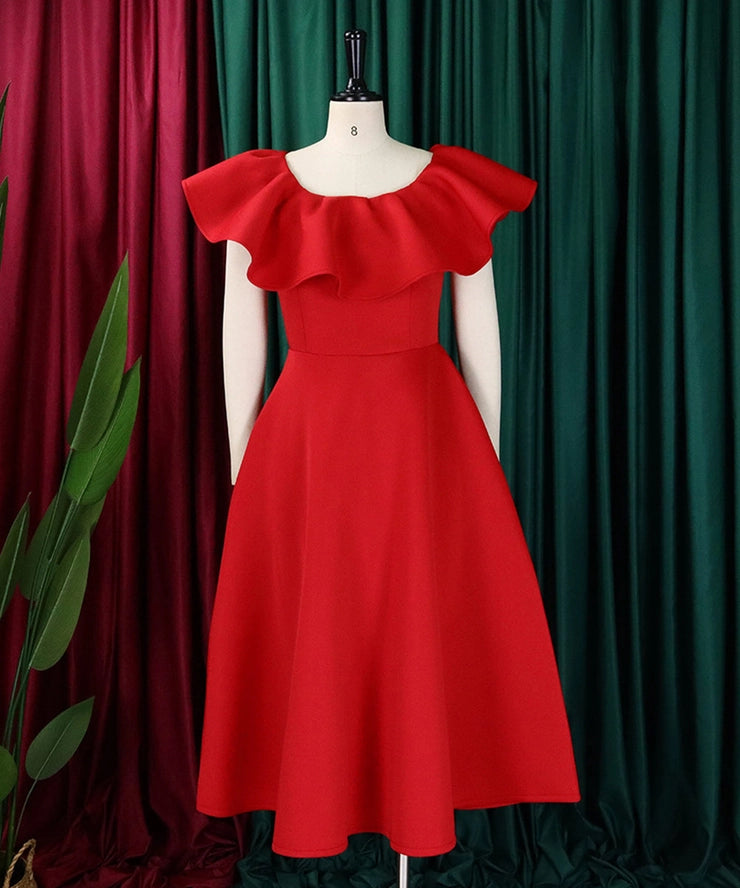 Elegant Ruffled Skirt Banquet Dress