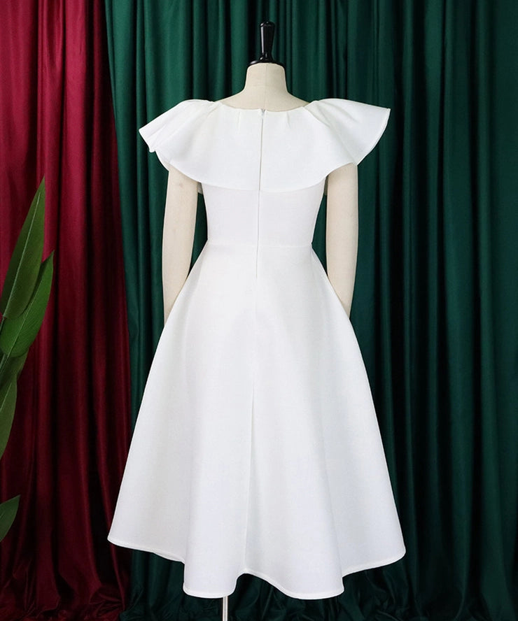 Elegant Ruffled Skirt Banquet Dress