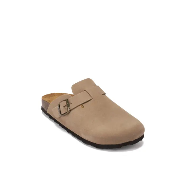 Brown Slipper